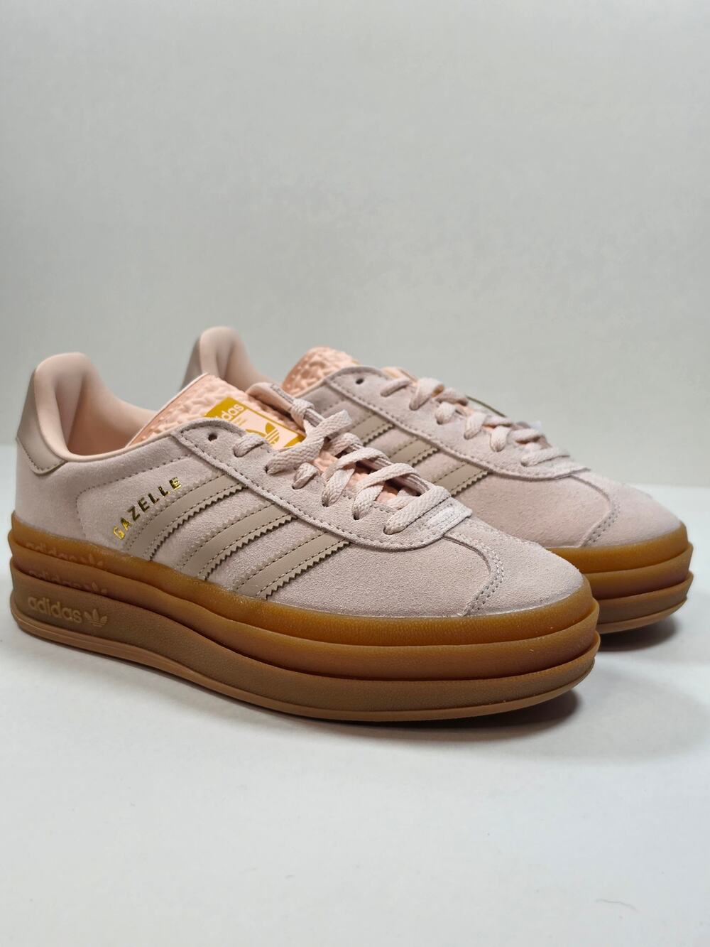 Adidas Gazelle Bold J – Youth 5 / Women’s 6.5 – Suede – Gum Sole – BNIB